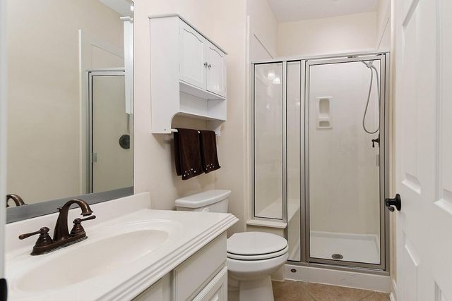 2 Bloomsbury Court, Conroe, TX 77384