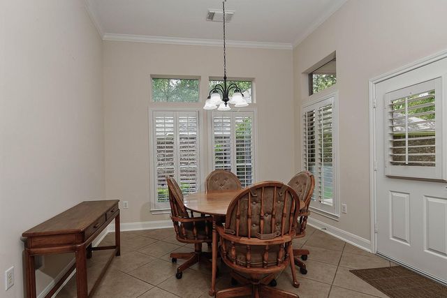 2 Bloomsbury Court, Conroe, TX 77384