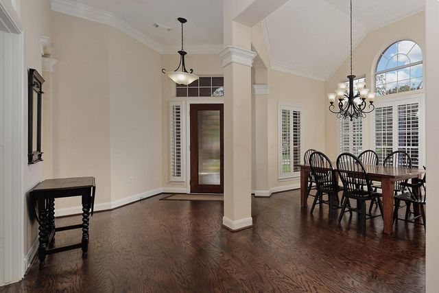 2 Bloomsbury Court, Conroe, TX 77384