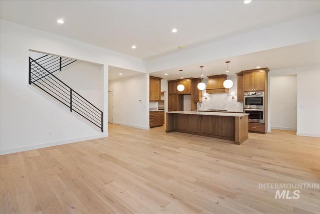 3300 N 39th St, Boise, ID 83703