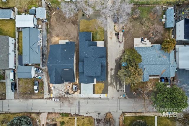 3300 N 39th St, Boise, ID 83703