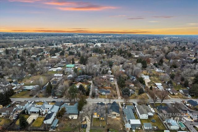 3300 N 39th St, Boise, ID 83703