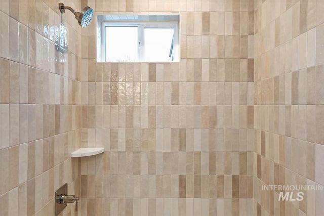 3300 N 39th St, Boise, ID 83703