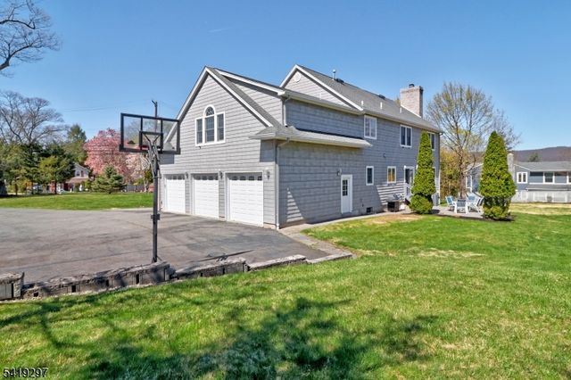 24 Pine Brook Rd, Montville Twp., NJ 07082