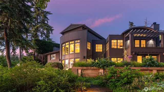 7733 Hansen Road NE, Bainbridge Island, WA 98110