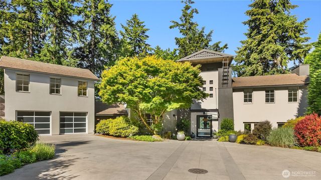 7733 Hansen Road NE, Bainbridge Island, WA 98110