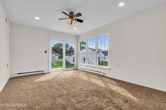 55 Elmswell Avenue, Manchester, NJ 08759