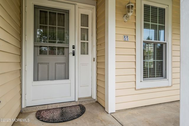 55 Elmswell Avenue, Manchester, NJ 08759