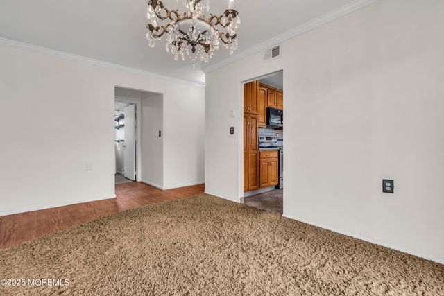 55 Elmswell Avenue, Manchester, NJ 08759