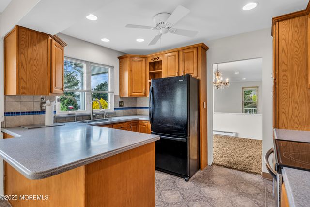 55 Elmswell Avenue, Manchester, NJ 08759