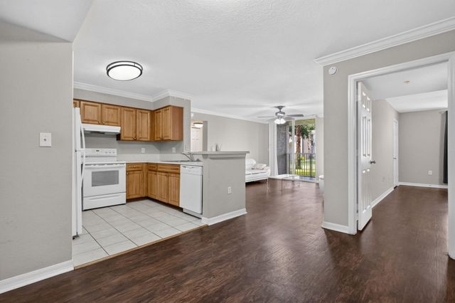 15185 MICHELANGELO Boulevard 102, Delray Beach, FL 33446