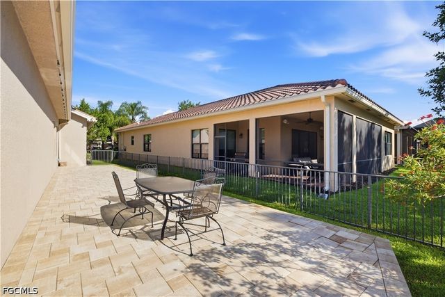 11532 Stonecreek CIR, Fort Myers, FL 33913