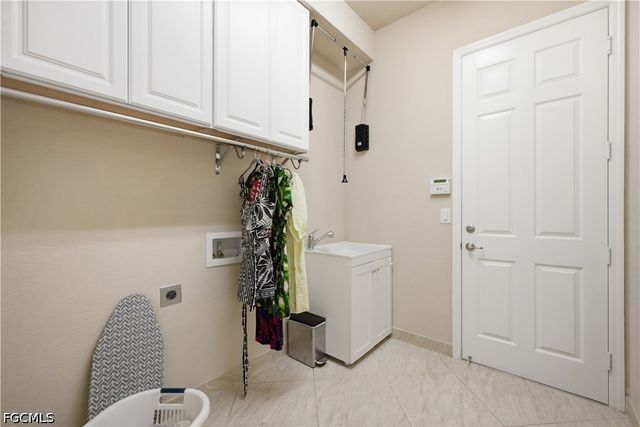 11532 Stonecreek CIR, Fort Myers, FL 33913