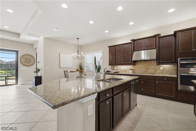 11532 Stonecreek CIR, Fort Myers, FL 33913