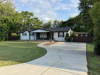 112 Westlynn Dr, Lebanon, TN 37087