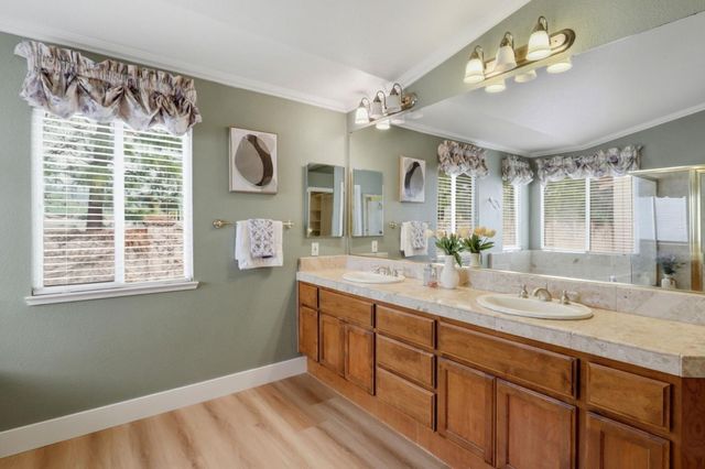 808 Cameron Circle, Milpitas, CA 95035