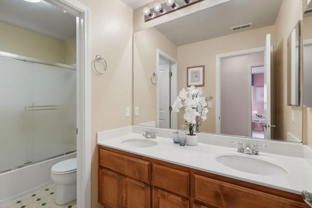 808 Cameron Circle, Milpitas, CA 95035