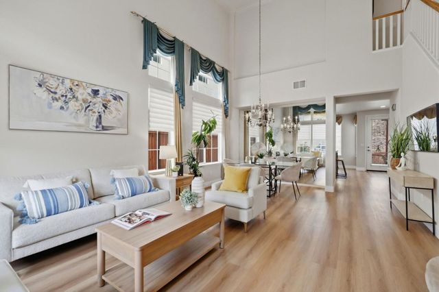 808 Cameron Circle, Milpitas, CA 95035