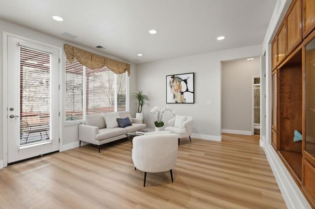 808 Cameron Circle, Milpitas, CA 95035