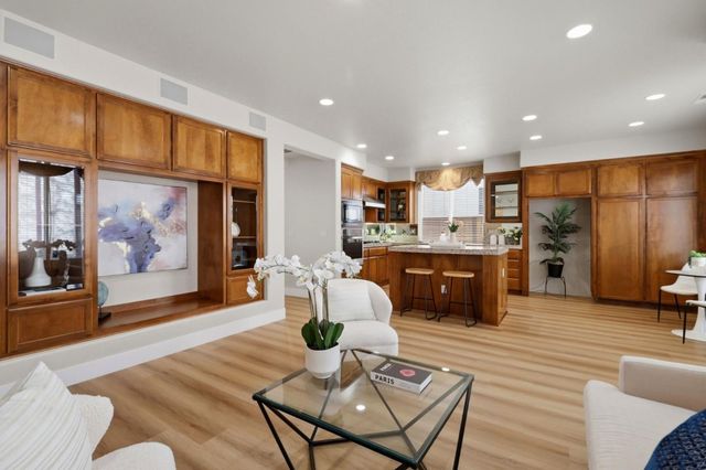 808 Cameron Circle, Milpitas, CA 95035