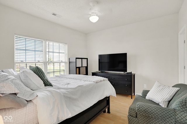 15347 Wandering Way, Noblesville, IN 46060