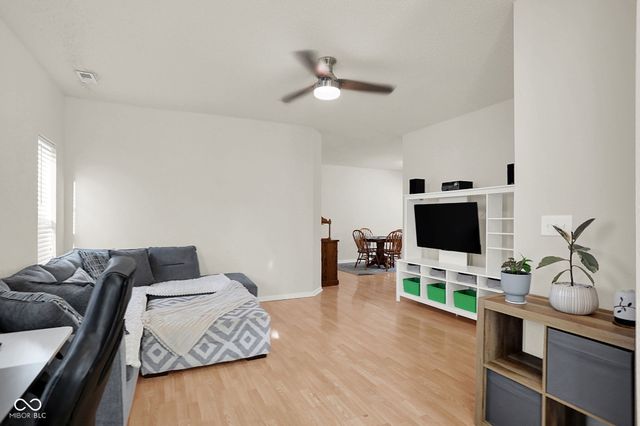 15347 Wandering Way, Noblesville, IN 46060