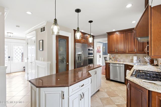 224 Ashlar Way, Toms River, NJ 08753
