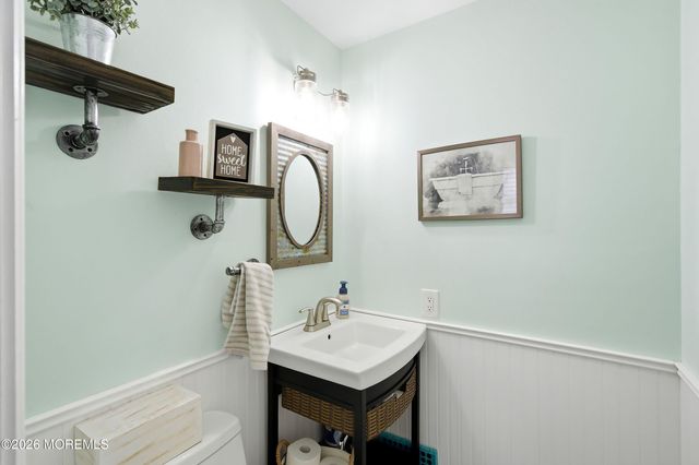 224 Ashlar Way, Toms River, NJ 08753