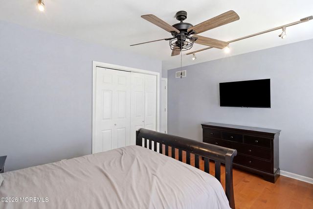 224 Ashlar Way, Toms River, NJ 08753