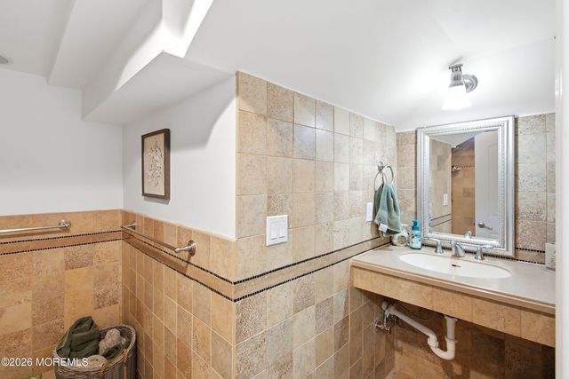224 Ashlar Way, Toms River, NJ 08753