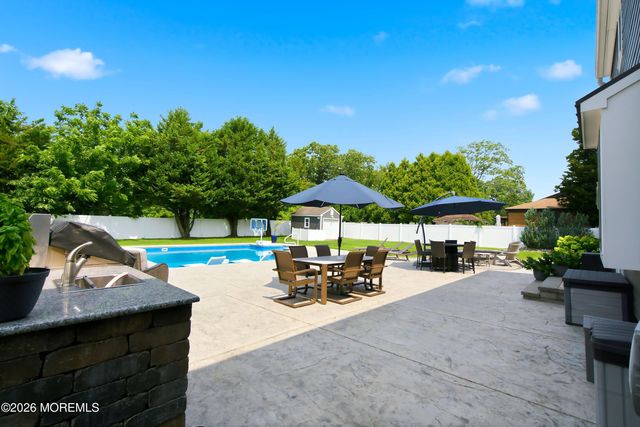 224 Ashlar Way, Toms River, NJ 08753