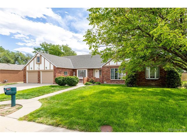 909 Fairhurst St, Sterling, CO 80751