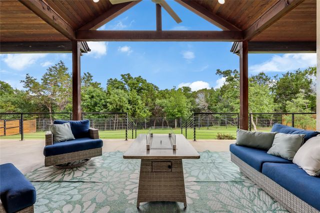 120 Horizon Ridge CV, Liberty Hill, TX 78642