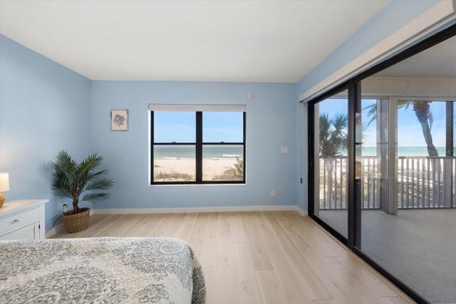 900 GULF BOULEVARD 204, Indian Rocks Beach, FL 33785