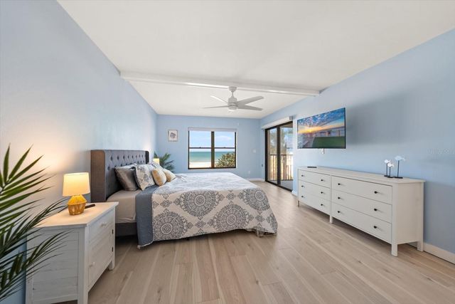 900 GULF BOULEVARD 204, Indian Rocks Beach, FL 33785