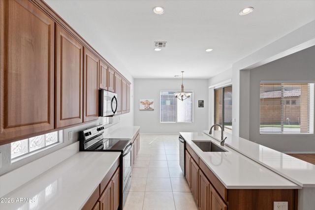 13261 W MULBERRY Drive, Litchfield Park, AZ 85340