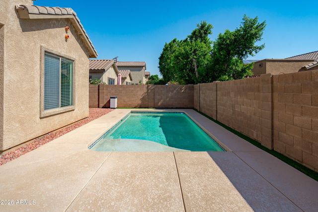 13261 W MULBERRY Drive, Litchfield Park, AZ 85340