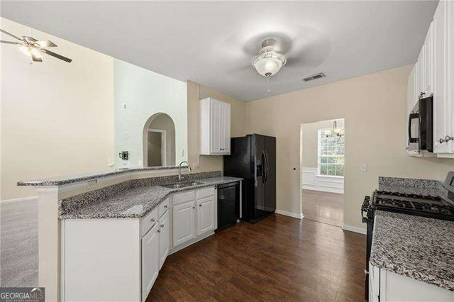 1650 Huntcrest Way SW, Mableton, GA 30126