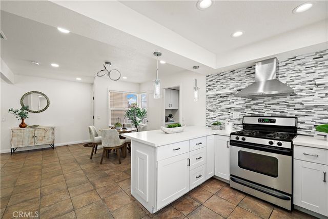 590 Traverse Drive, Costa Mesa, CA 92626