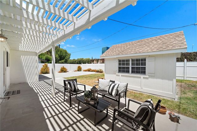 590 Traverse Drive, Costa Mesa, CA 92626