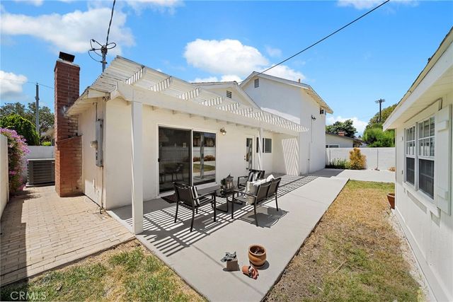 590 Traverse Drive, Costa Mesa, CA 92626