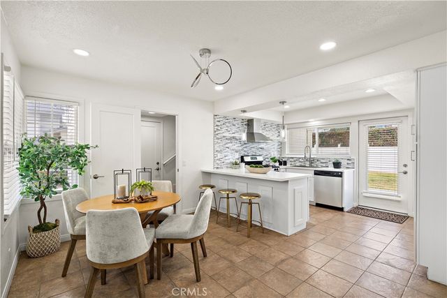 590 Traverse Drive, Costa Mesa, CA 92626