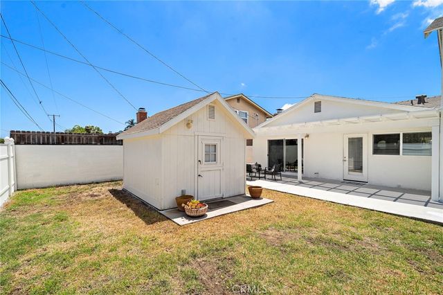 590 Traverse Drive, Costa Mesa, CA 92626