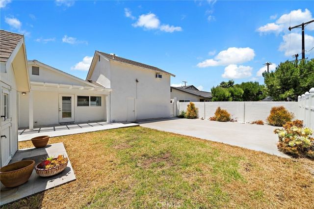 590 Traverse Drive, Costa Mesa, CA 92626