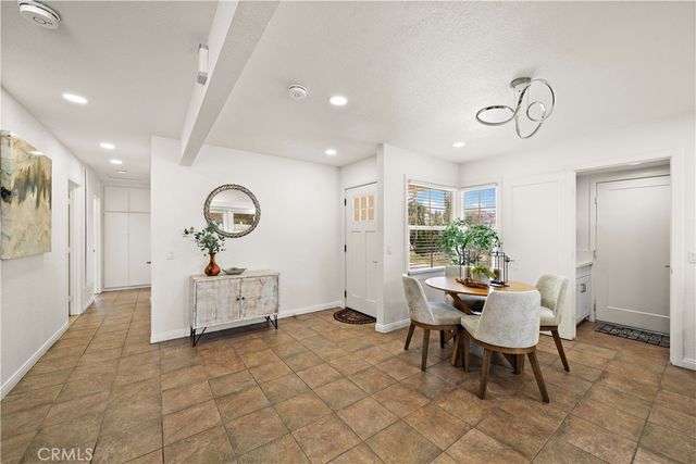 590 Traverse Drive, Costa Mesa, CA 92626