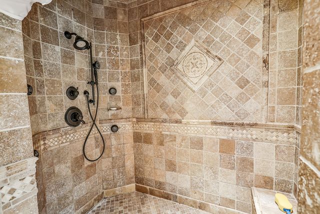 2775 Osburn Avenue, Oskaloosa, IA 52577