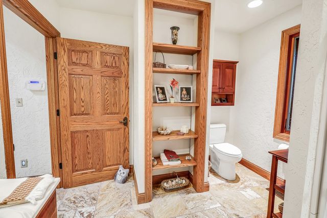 2775 Osburn Avenue, Oskaloosa, IA 52577