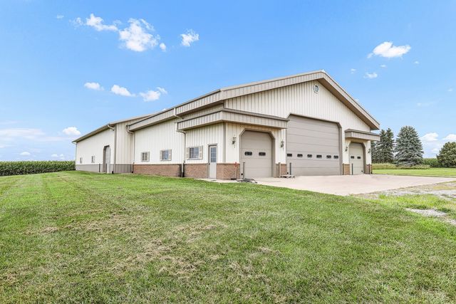 2775 Osburn Avenue, Oskaloosa, IA 52577