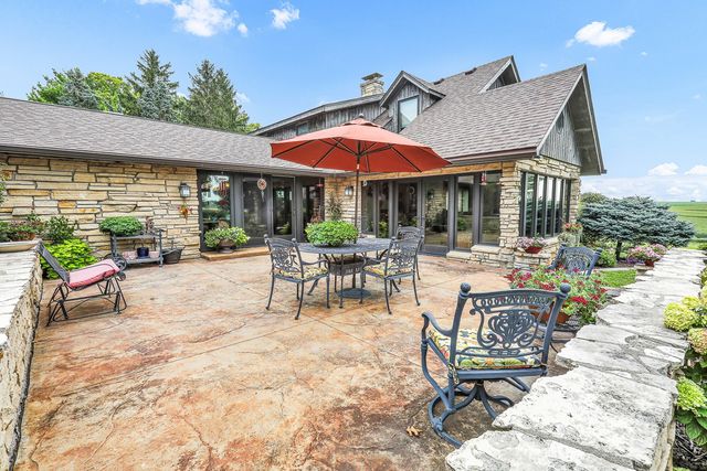 2775 Osburn Avenue, Oskaloosa, IA 52577