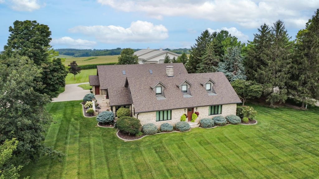 2775 Osburn Avenue, Oskaloosa, IA 52577